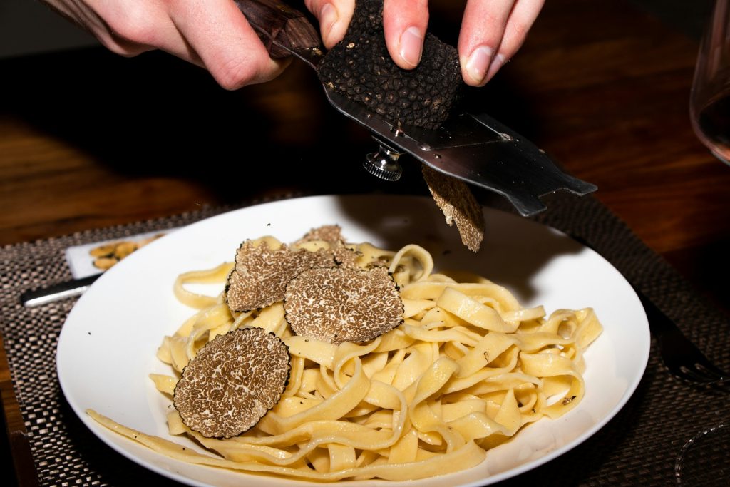 The Best Destinations for Culinary Tours in Italy